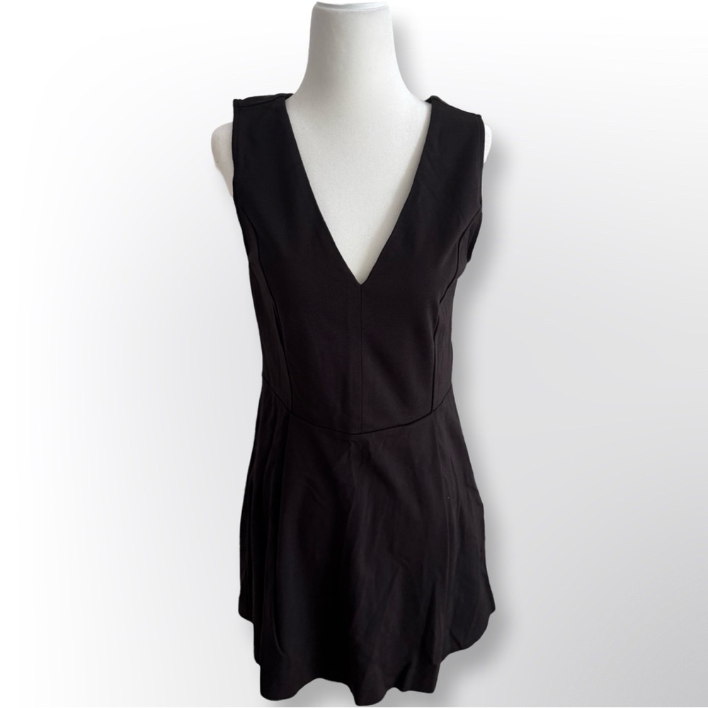 Rachel Roy Black Sheath Mini Dress V-Neck | Size M